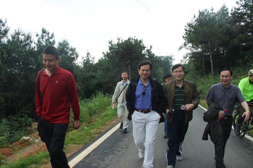 刑司98堂
工会组织教职工春游活动