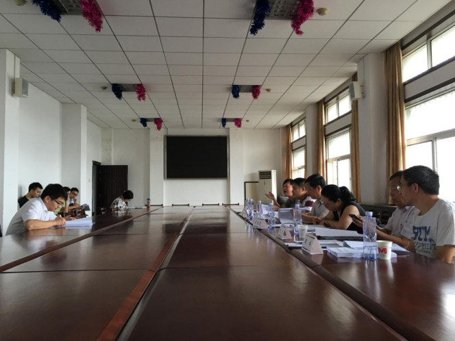 98堂
举行2016年刑法学博士生学位论文开题答辩、预答辩活动
